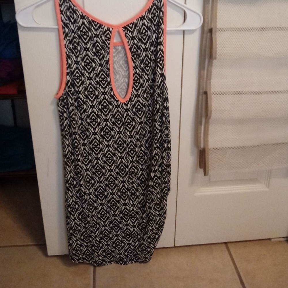 Pattern shirt - Picture 2 of 2